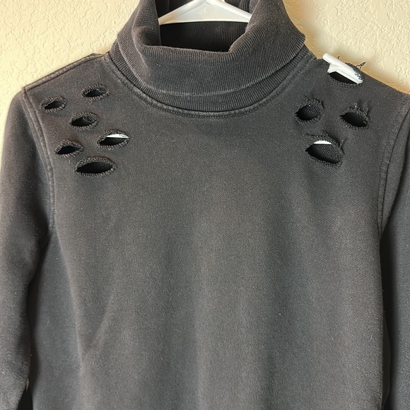 Wishful thinking small sweater turtle neck black with functional side zippers - Picture 14 of 15